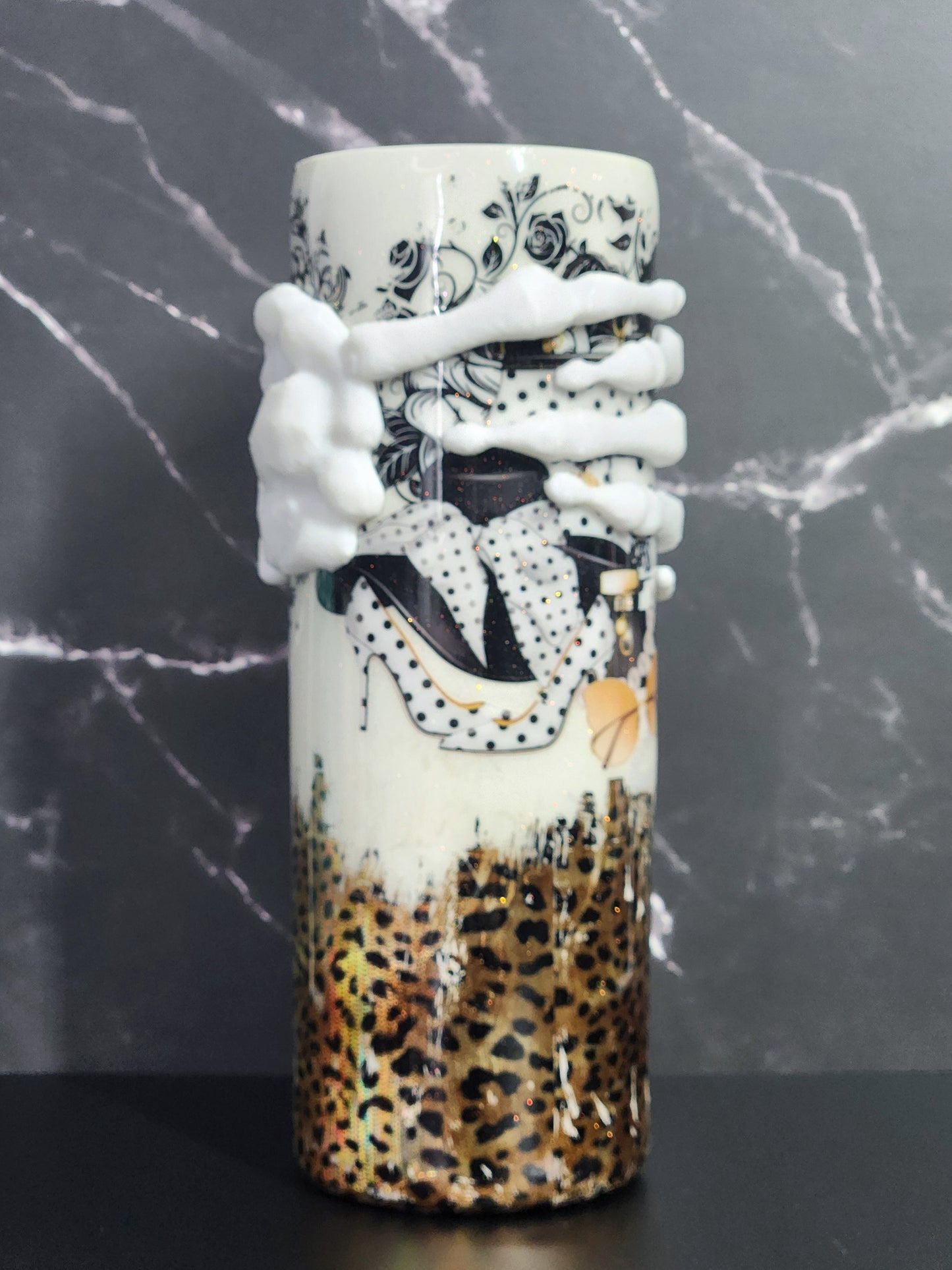 Wrapped Skeleton Hand - Tumbler Element