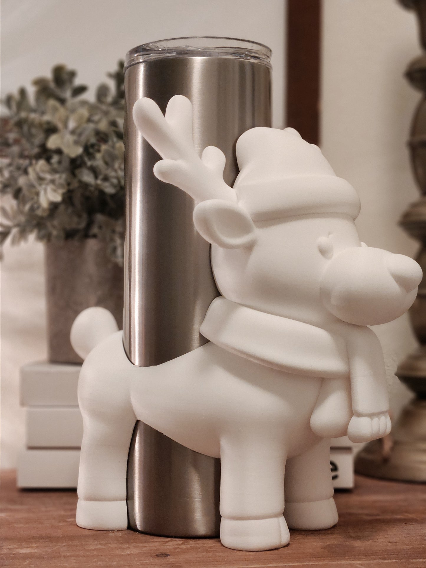 Standing Reindeer - Tumbler sleeve