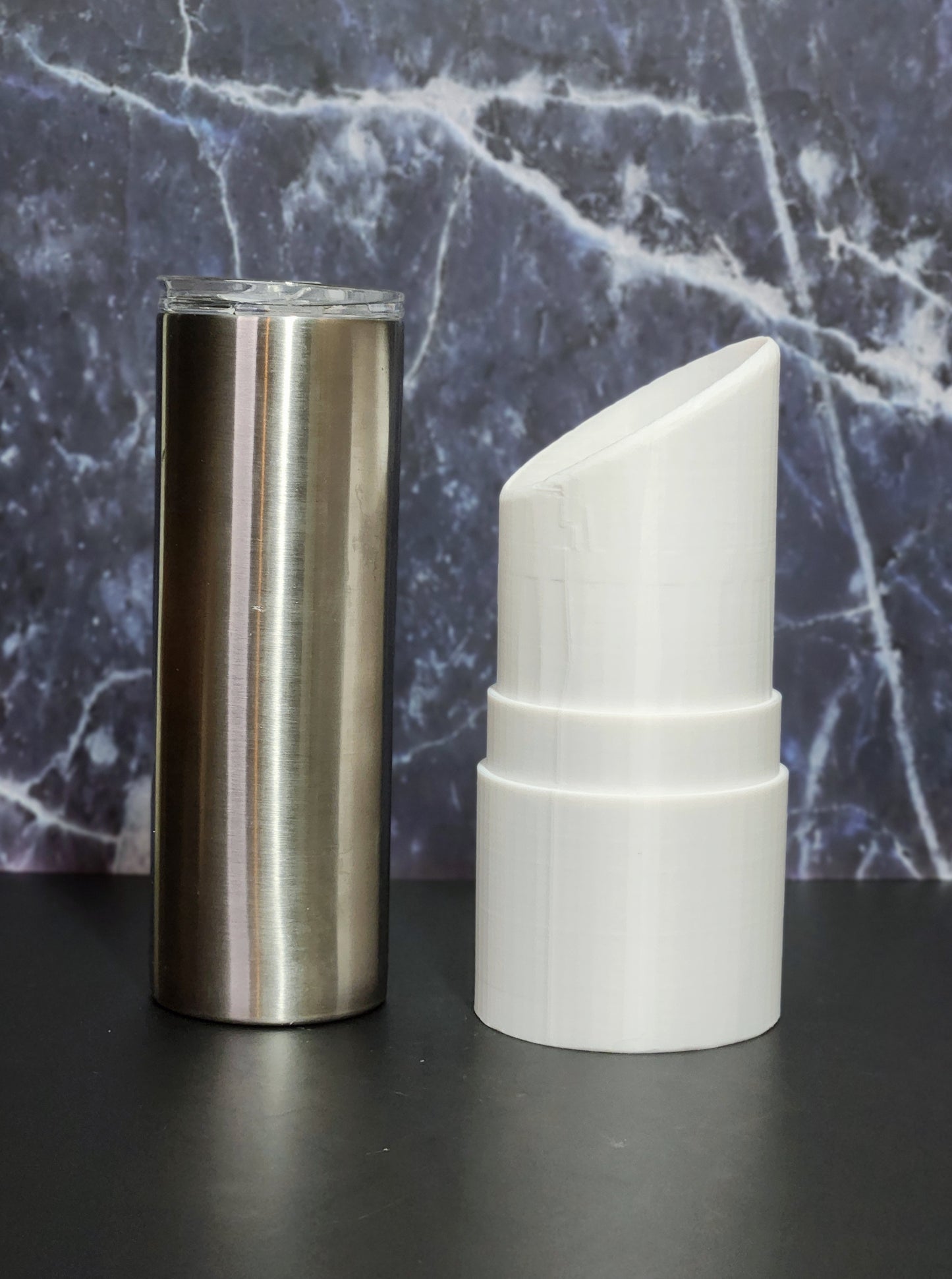 Lipstick - Tumbler Sleeve