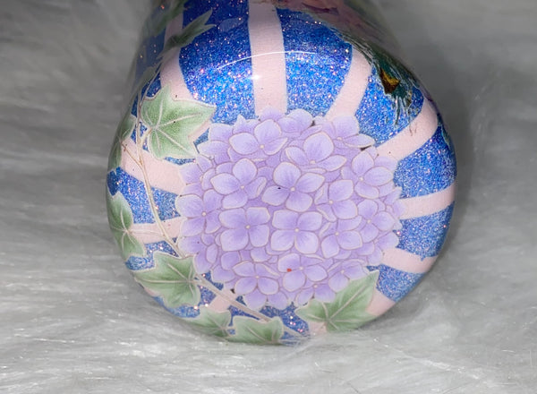 Ready to ship 20oz Tangled cup