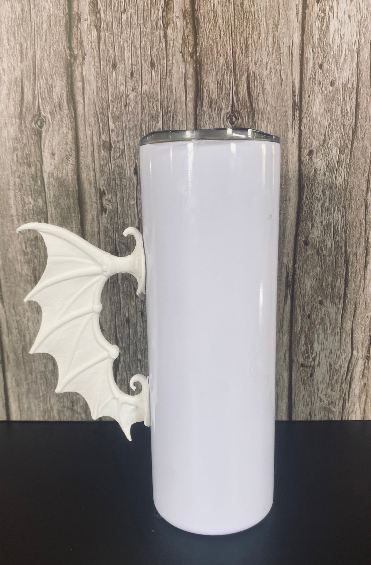 Bat wing - tumbler handle