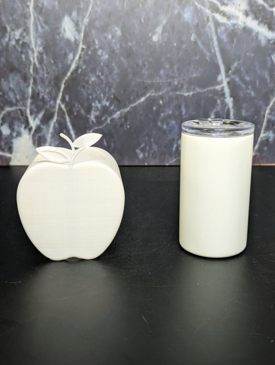 Apple - Mini Tumbler Sleeve