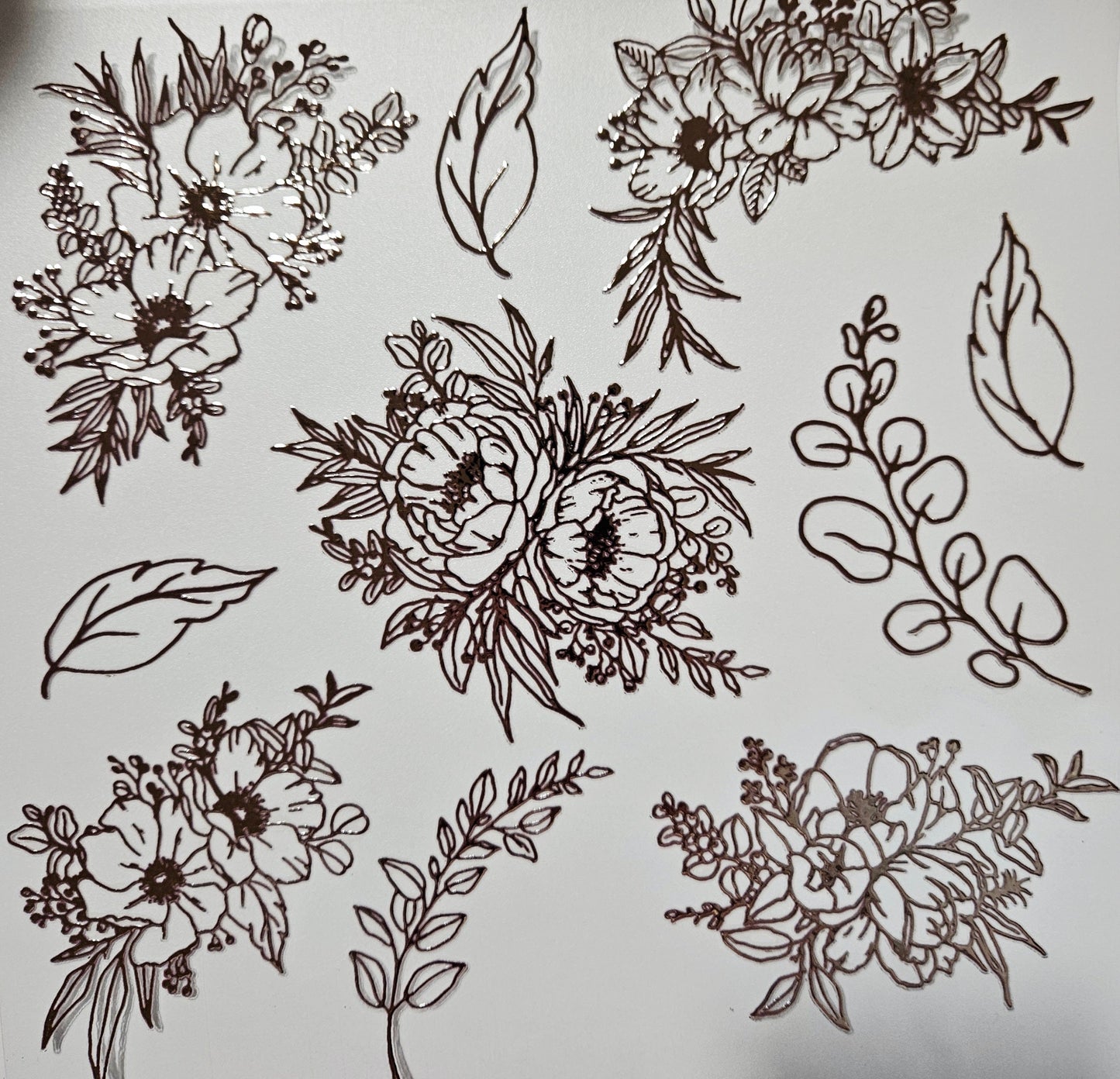 #149 Metallic Floral Outline