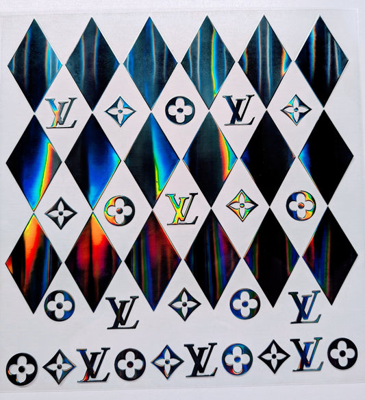 #90 Bougie Argyle available in Holo Black and gold