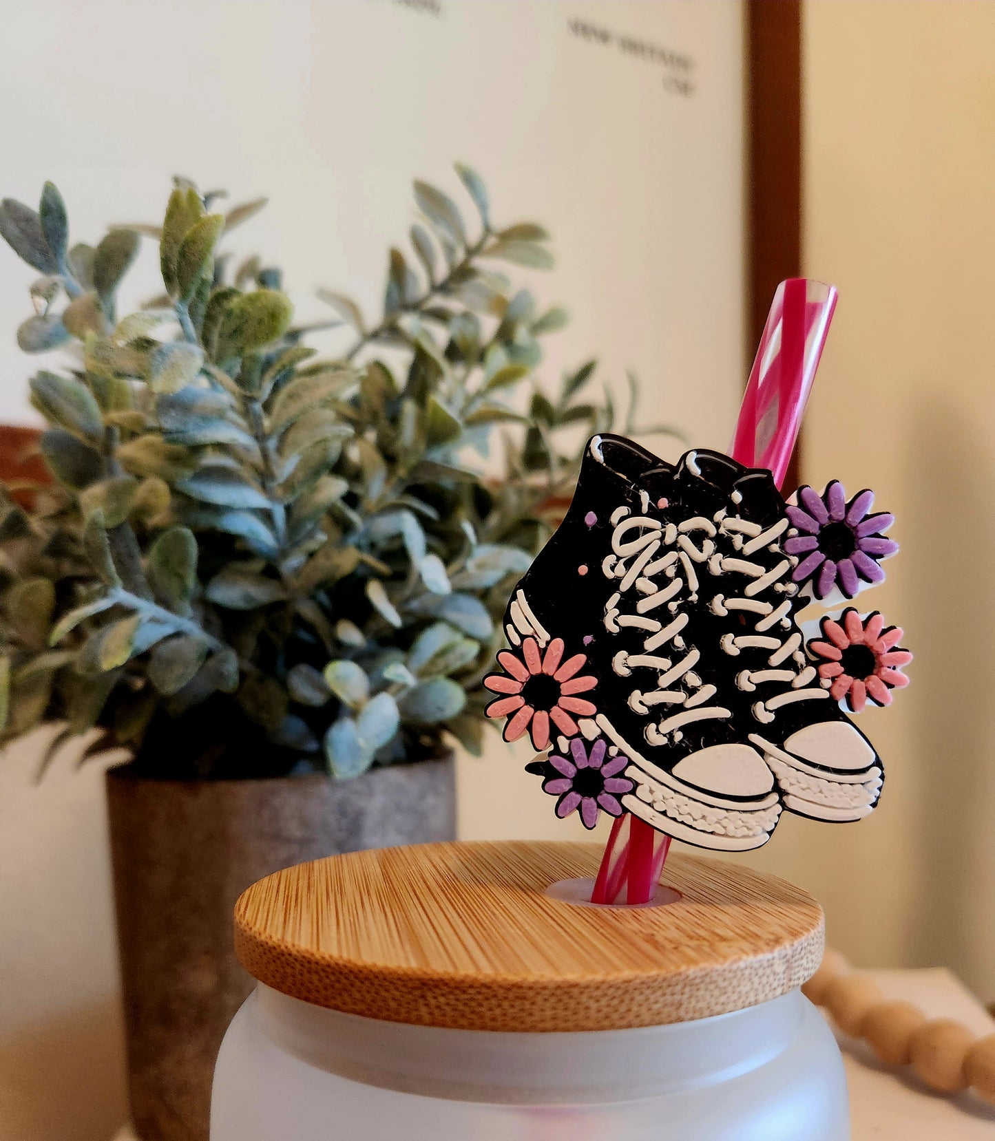 Converse and flowers - Straw topper (In Color)