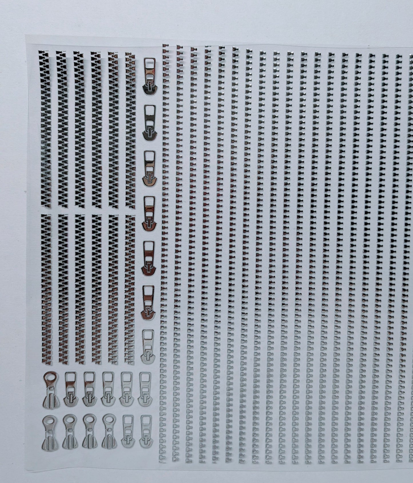 #122 Metallic Zippers 5 colors